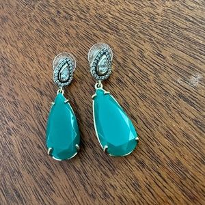 Stella and Dot Emerald and Gold Liz Drop Earrings